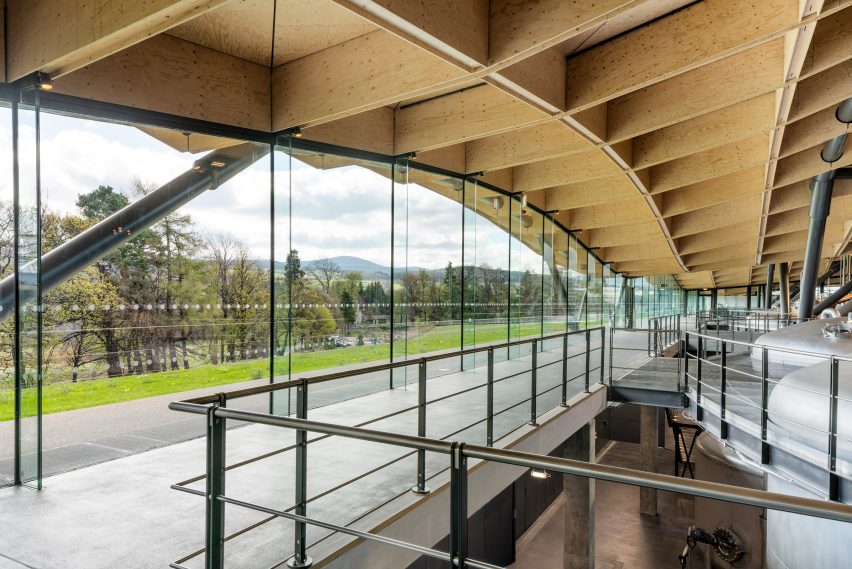 Macallan Distillery by Rogers Stirk Harbour + Partners