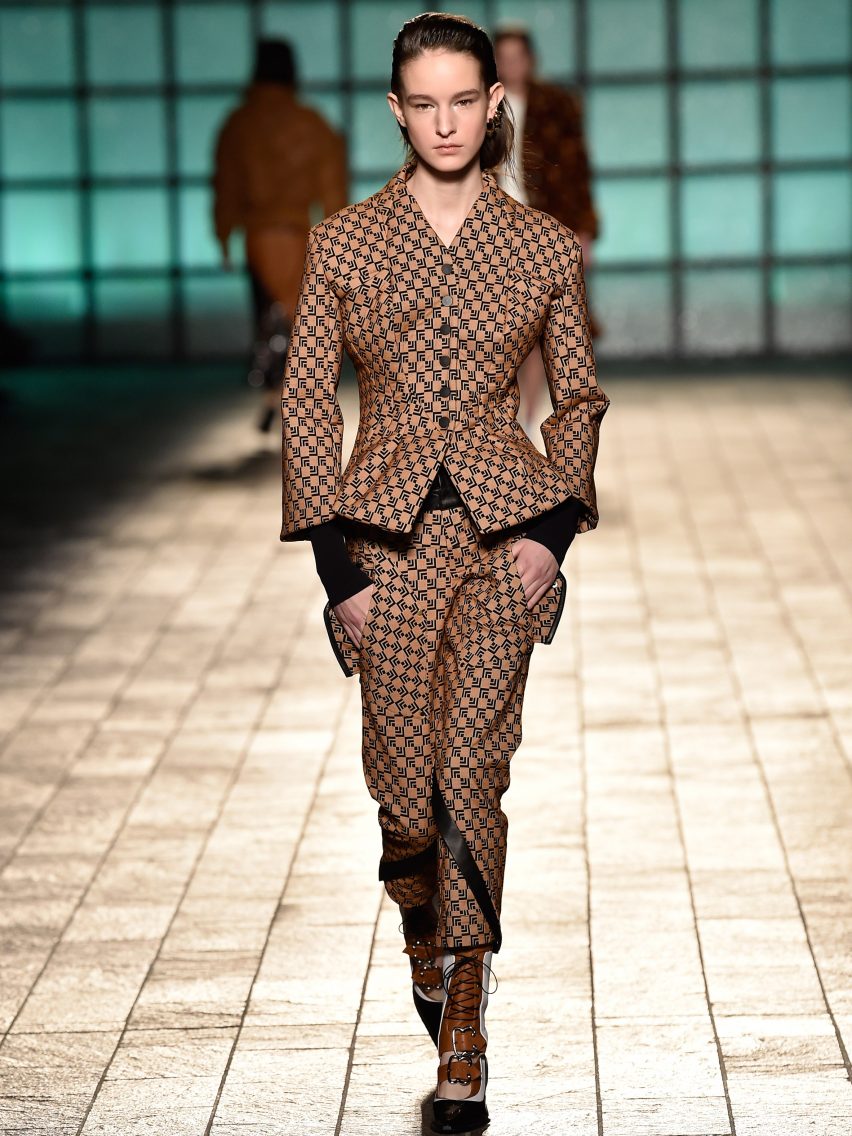 Mary Katrantzou aw 2018