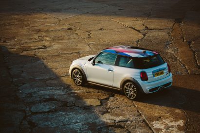 MINI commemorates royal wedding with one-off car design