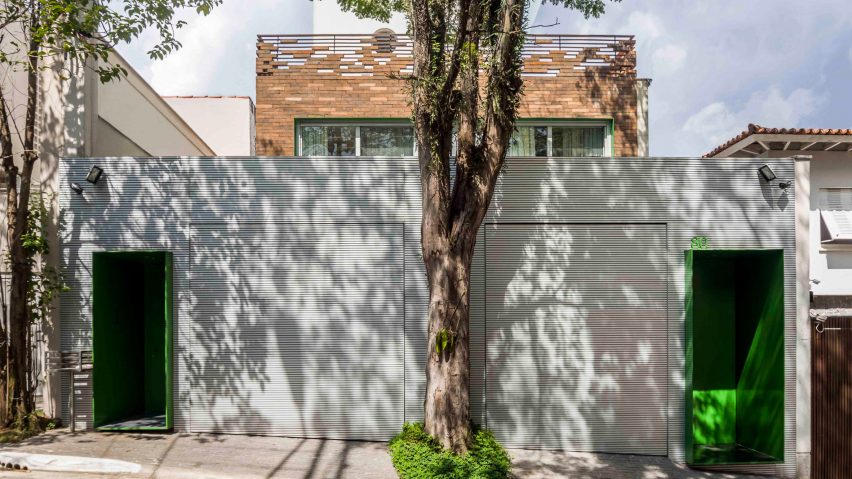 MMS House by Pascali Semerdjian Arquitetos