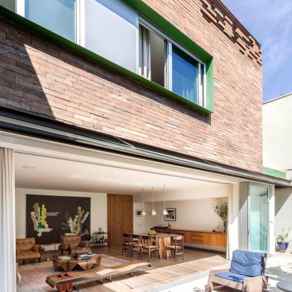 MMS House by Pascali Semerdjian Arquitetos
