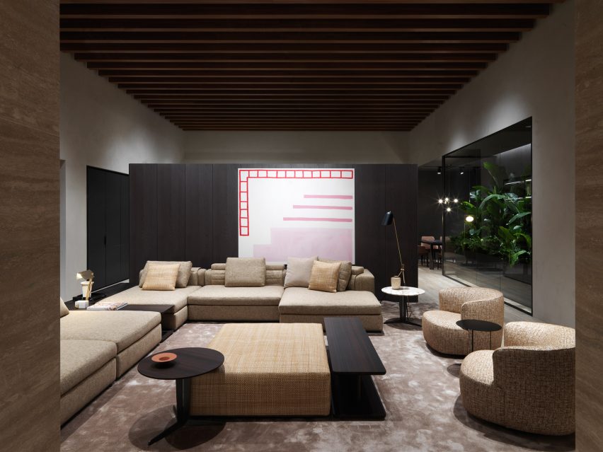 Molteni Group Flagship Store
