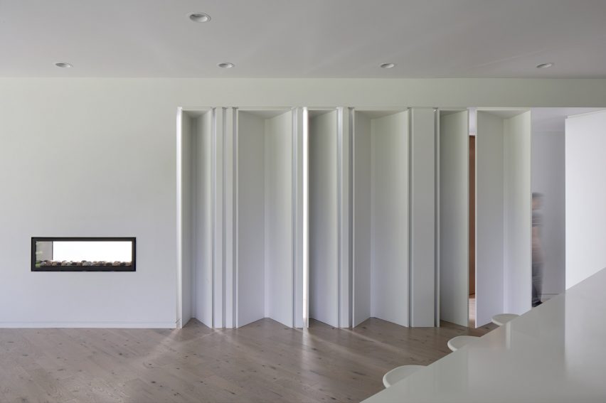 Parallelogram House by 5468796