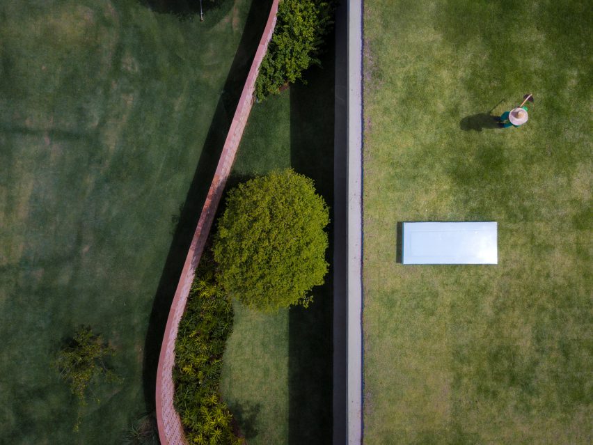 Planar House by Studio MK27