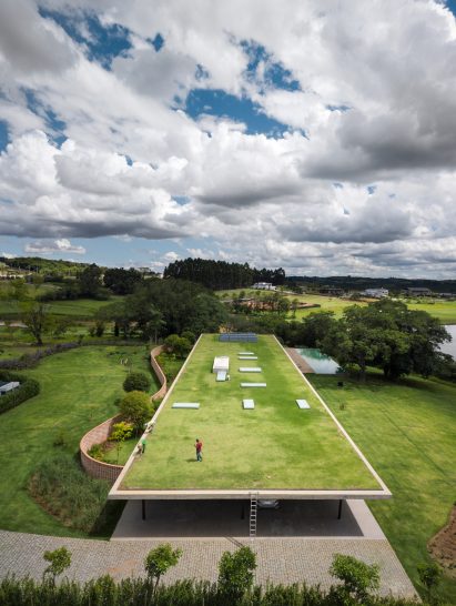 Planar House by Studio MK27
