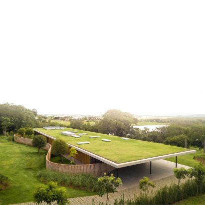 Planar House by Studio MK27