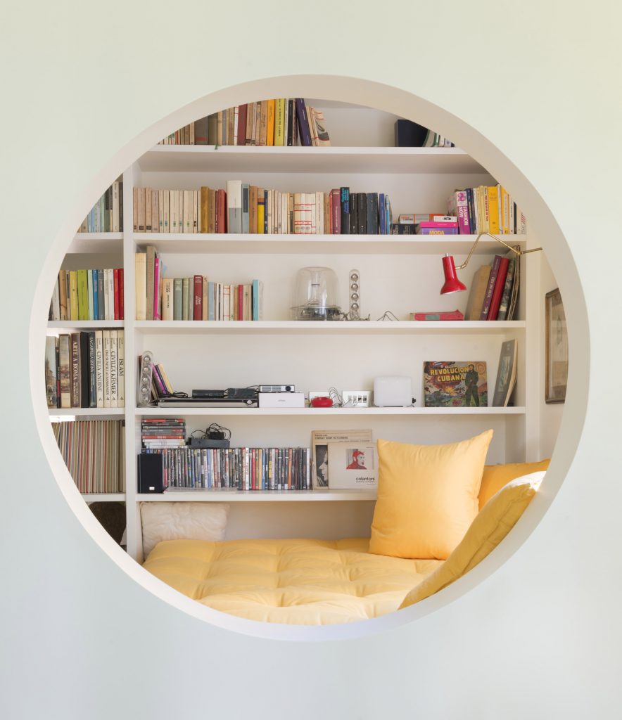 Pointing House by Studio Strato