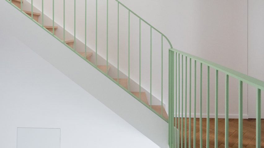 Renier Chalon by Mamout and AUXAU Atelier
