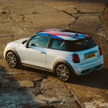 MINI commemorates royal wedding with one-off car design