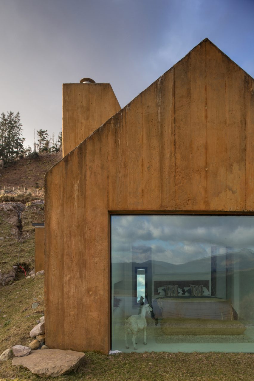 Rustic House by Urban Agency