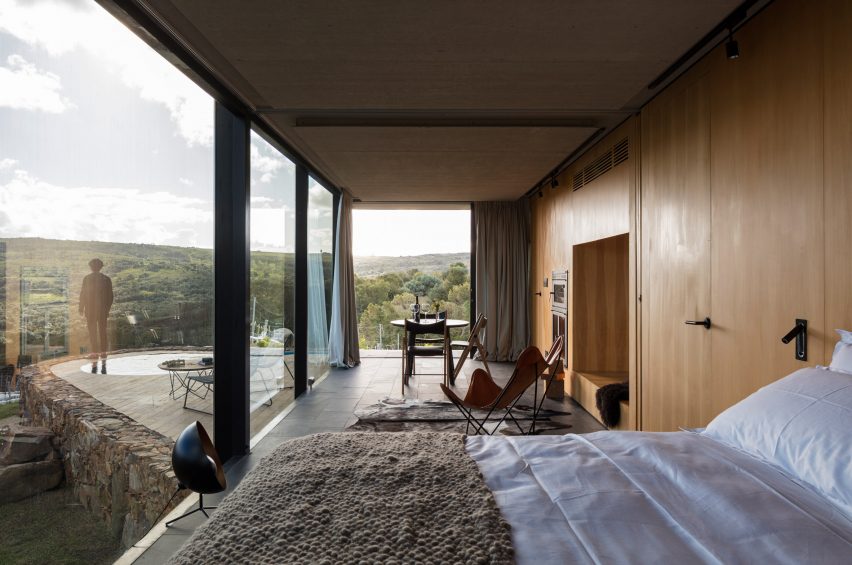 Sacromonte Landscape Hotel shelters by MAPA Architects