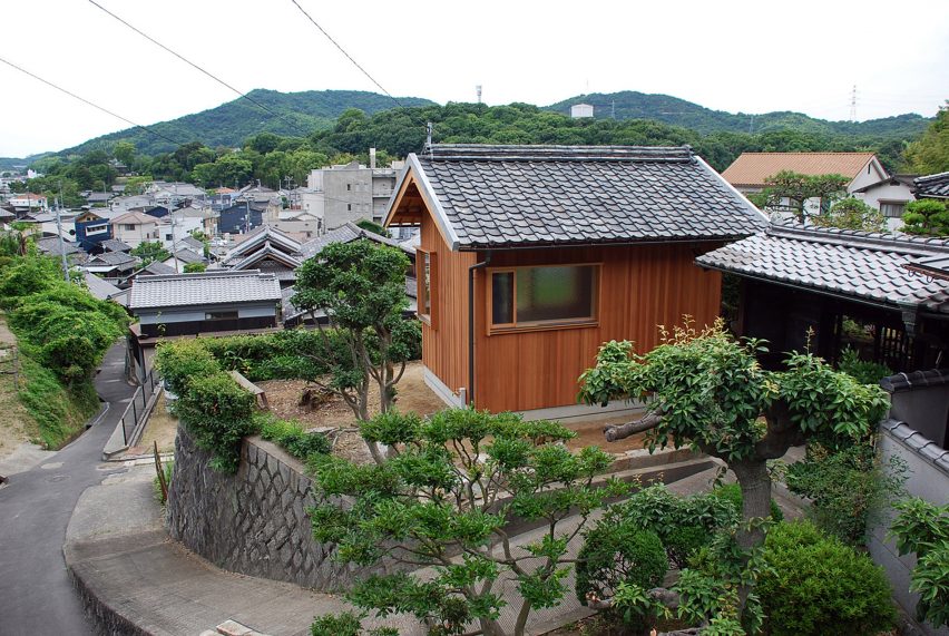 Tiny Atelier by Malubishi Architects