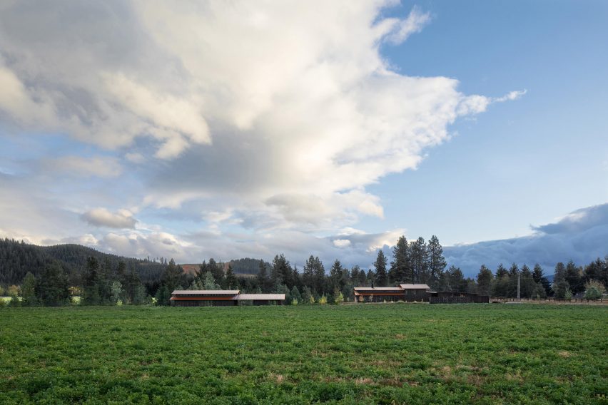 Trout Lake Residence by Olson Kundig