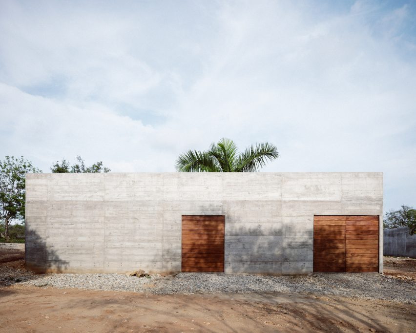 ZIcatela House by Ludwig Godefroy