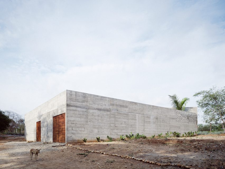 ZIcatela House by Ludwig Godefroy