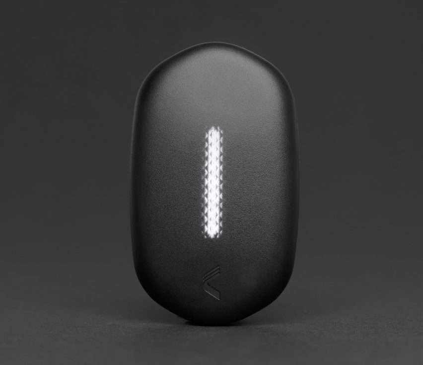 Benjamin Hubert designs wearable device for aspiring football players