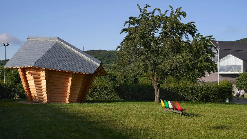 Blockhaus by Thomas Shütte