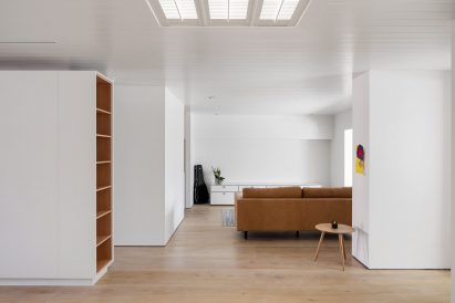 Bluecerigo Studios by Alain Carle Architecte