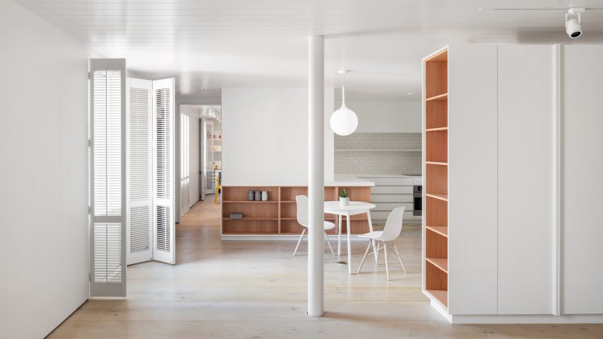 Bluecerigo Studios by Alain Carle Architecte
