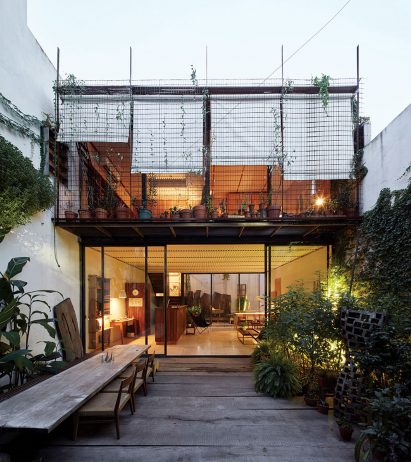 Casa Clara by Teresa Sarmiento and Nicolas Tovo