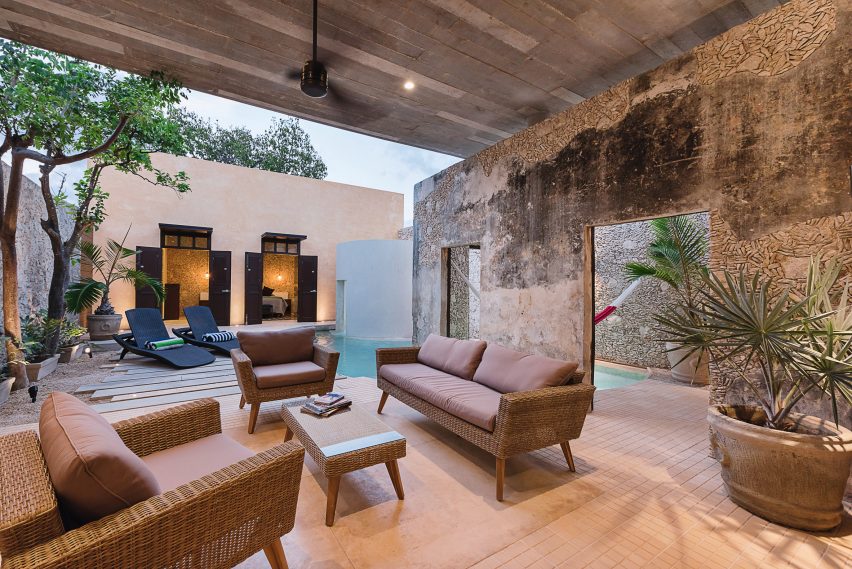 Casa Xólotl by Punto Arquitectónico