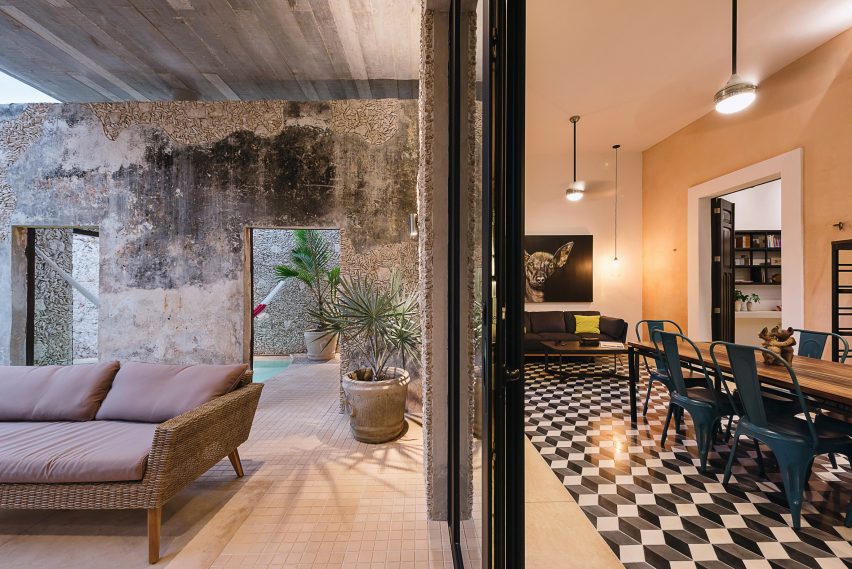 Casa Xólotl by Punto Arquitectónico