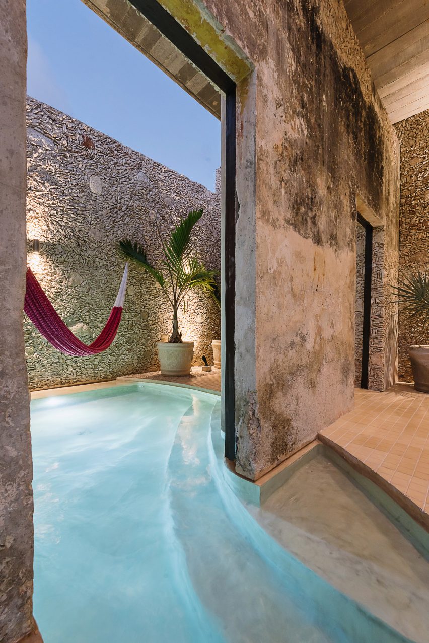 Casa Xólotl by Punto Arquitectónico