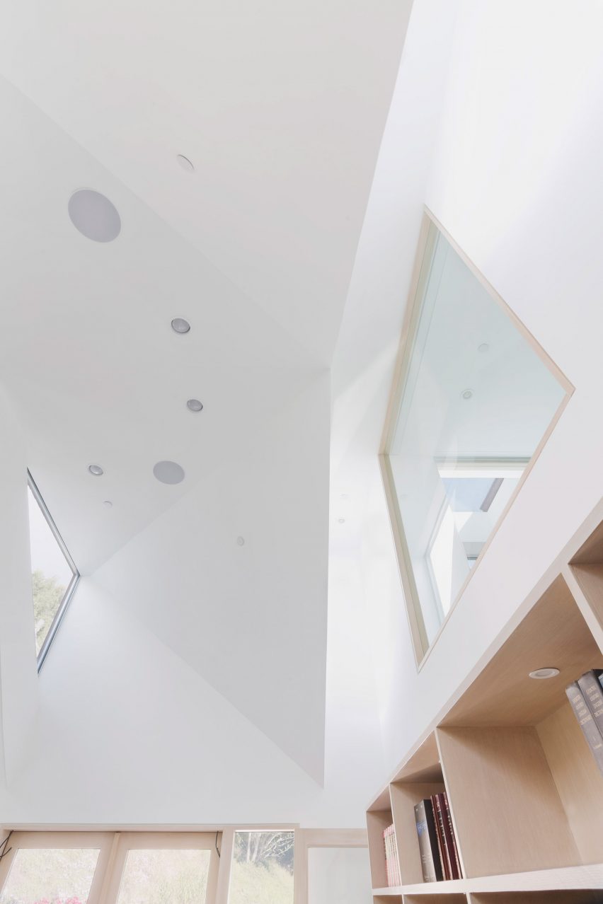 Case Room house by Geoffrey von Oeyen