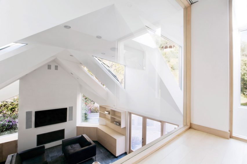 Case Room house by Geoffrey von Oeyen