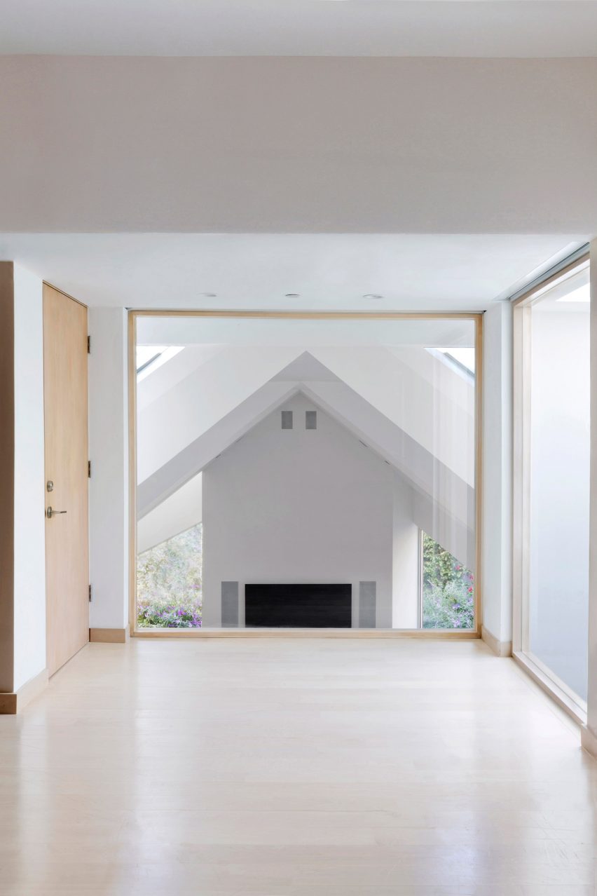 Case Room house by Geoffrey von Oeyen