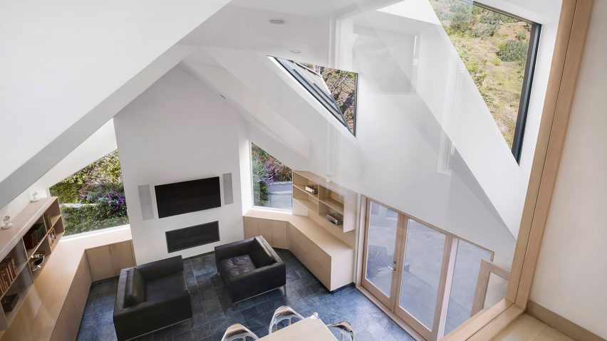 Case Room house by Geoffrey von Oeyen