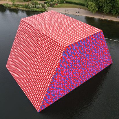 Dezeen's top 10 installations of 2018: The London Mastaba, UK, by Christo