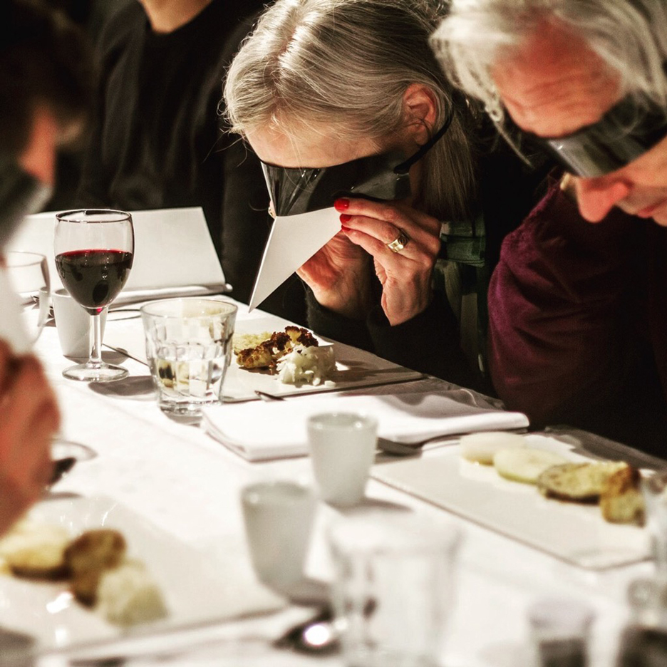 Chromatic Dinner
