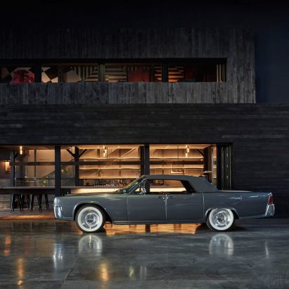 Classic Car Club Manhattan Pier 76 by Marc Thorpe Design