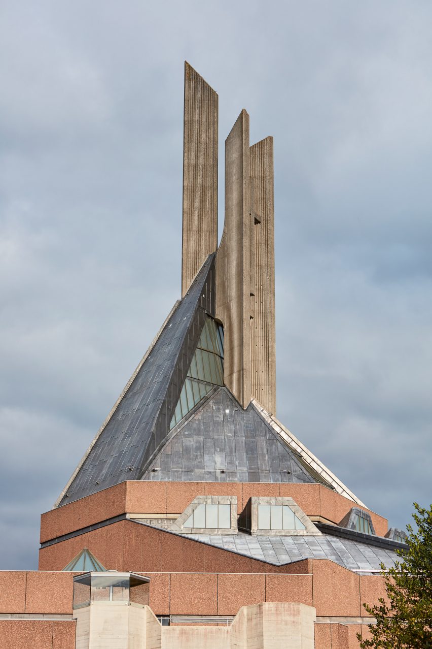 Clifton Cathedral refit by Purcell, photo by Phil Boorman