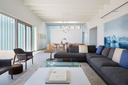 Courtyard House by John Ronan
