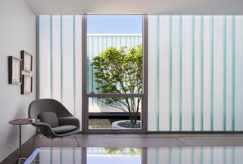 Courtyard House by John Ronan