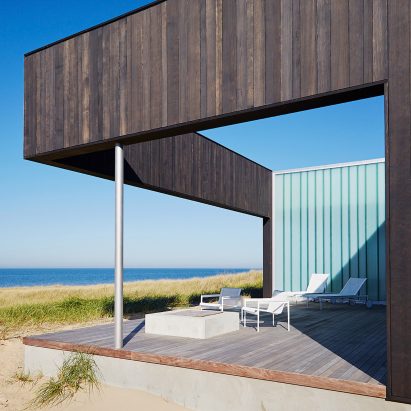 Courtyard House by John Ronan