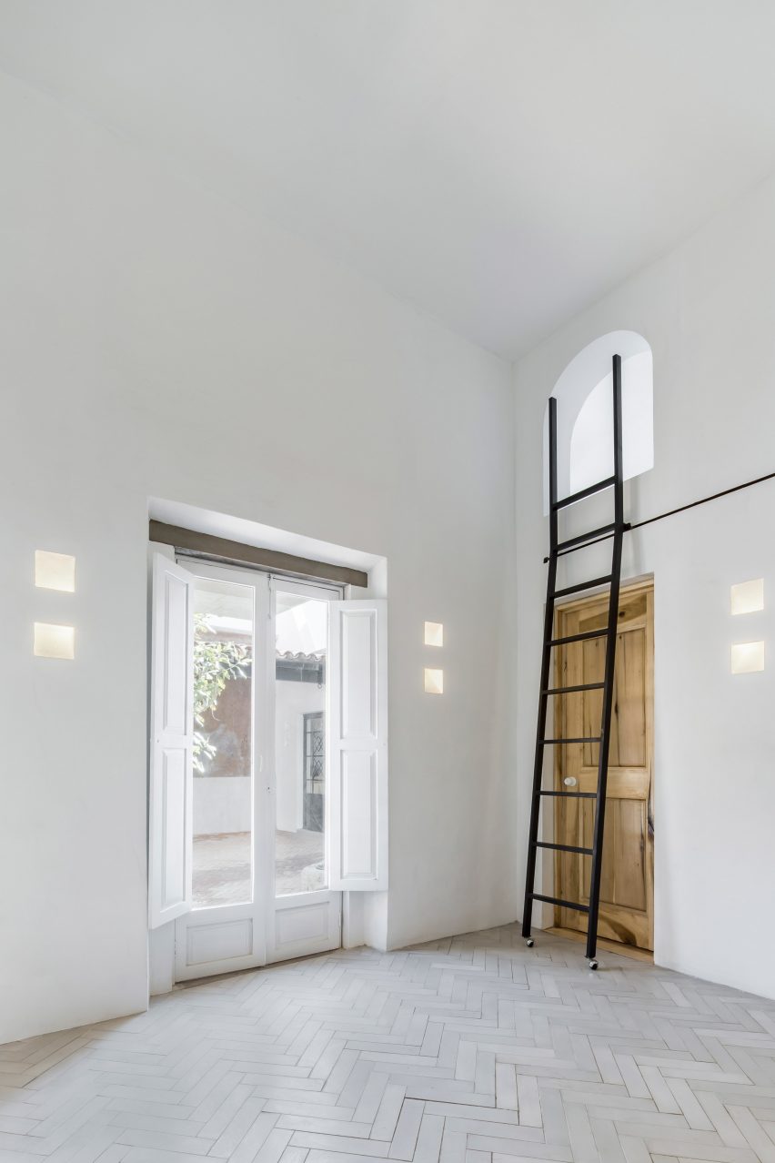 Delfino Lozano Guadalajara house