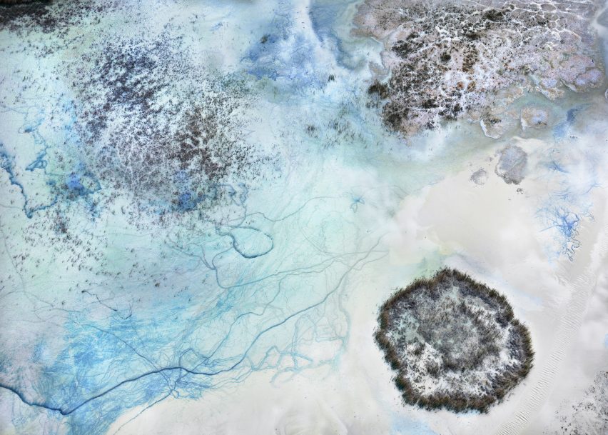 “Edward Burtynsky is one of the most interesting photographers of buildings”