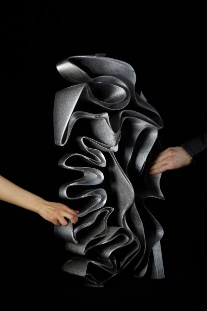 Intricate metal facade suggests new possibilities for 3D printing in architecture