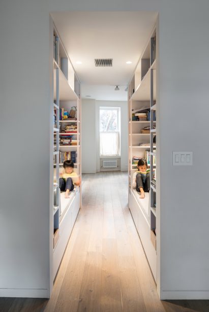 Extended Townhouse by vonDALWIG Architecture