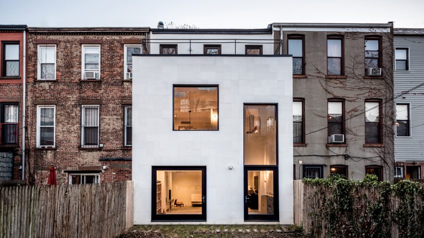 Extended Townhouse by vonDALWIG Architecture