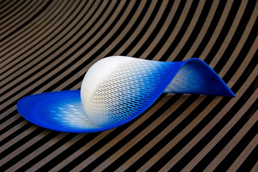 H-Line hat by ZHA