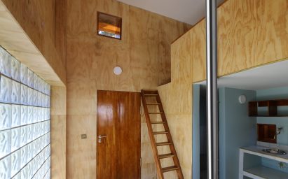 House on the Mist by Alfonso Arango