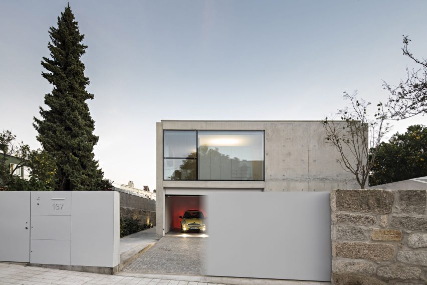 House in Serralves by João Vieira Campos