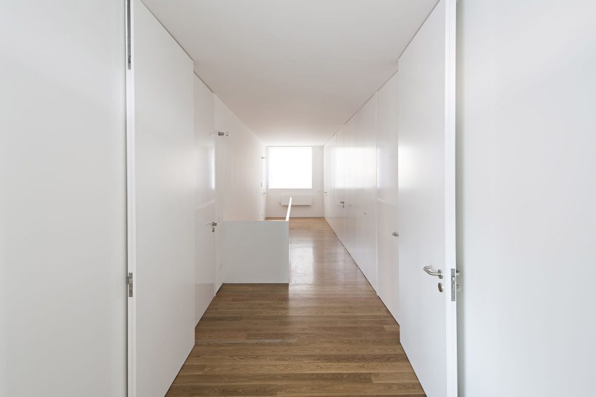 House in Serralves by João Vieira Campos