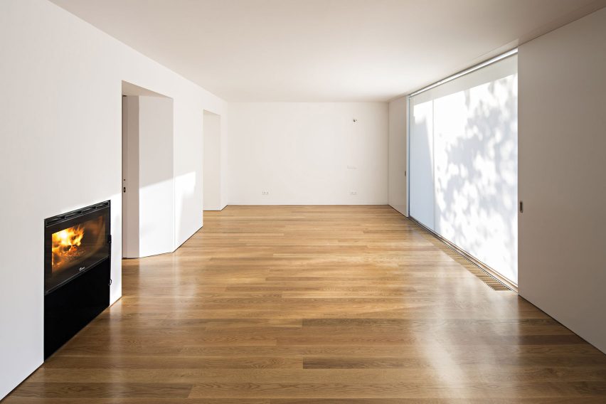 House in Serralves by João Vieira Campos