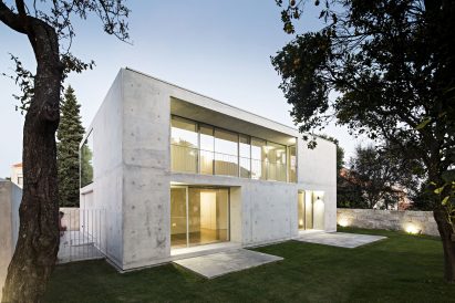House in Serralves by João Vieira Campos