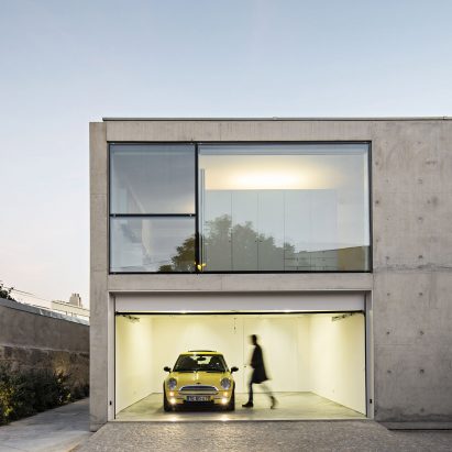House in Serralves by João Vieira Campos